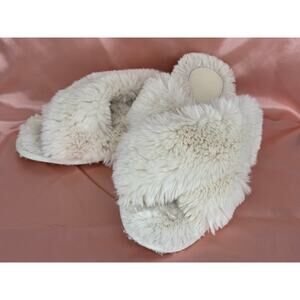 Stars Above Criss Cross Faux Fur Cream Slippers 9/10